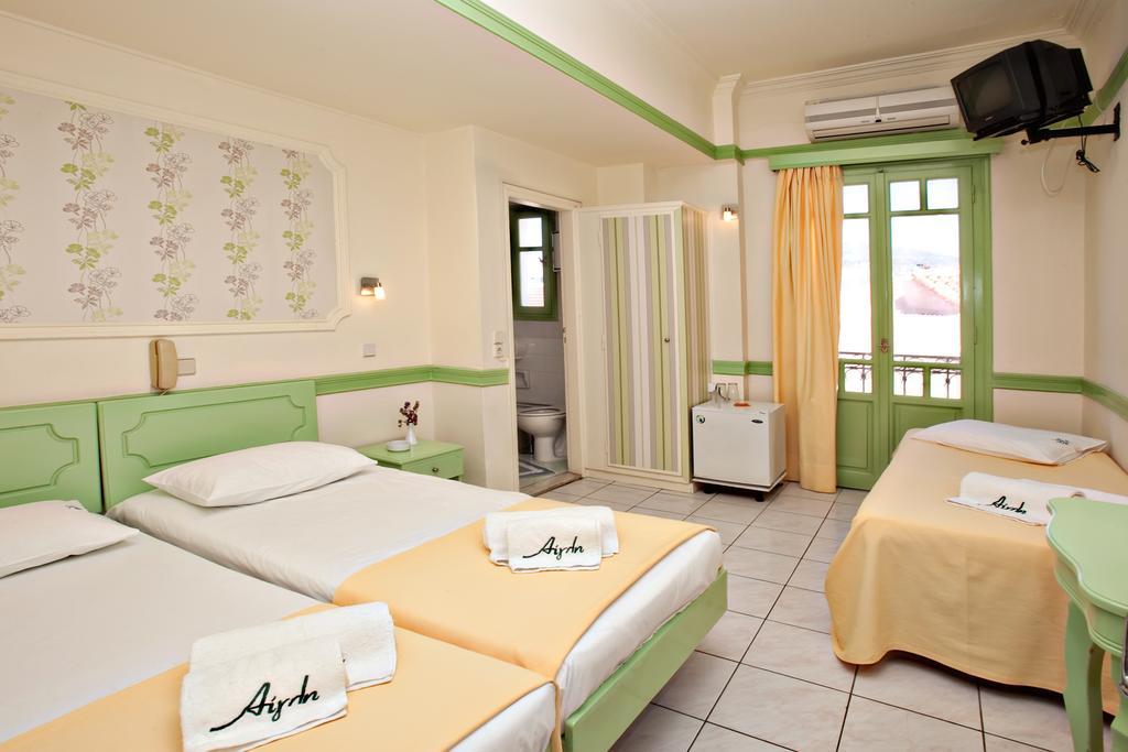 Hotel Aegli 1876 Tínos Zimmer foto